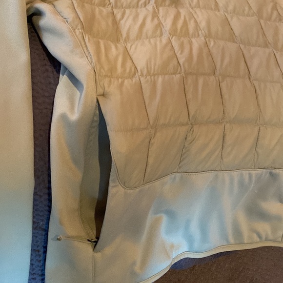 North Face Fleece Zip! Mens Medium. Super comfy - Picture 5 of 6